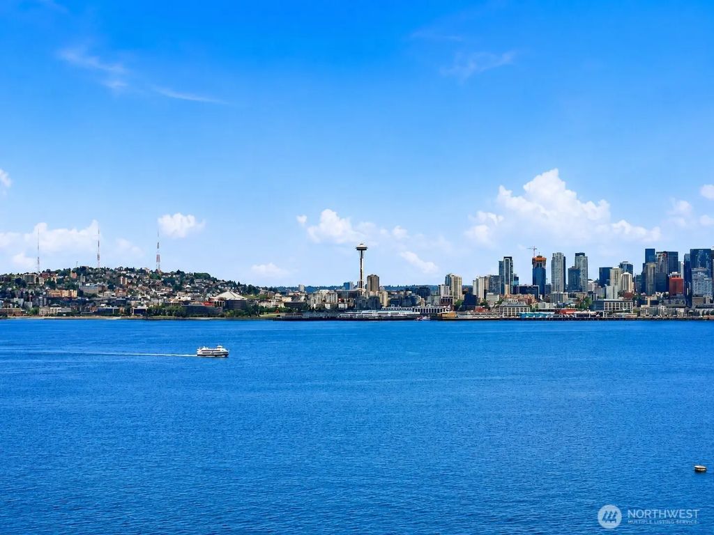 1737 Harbor Avenue S-306, Seattle