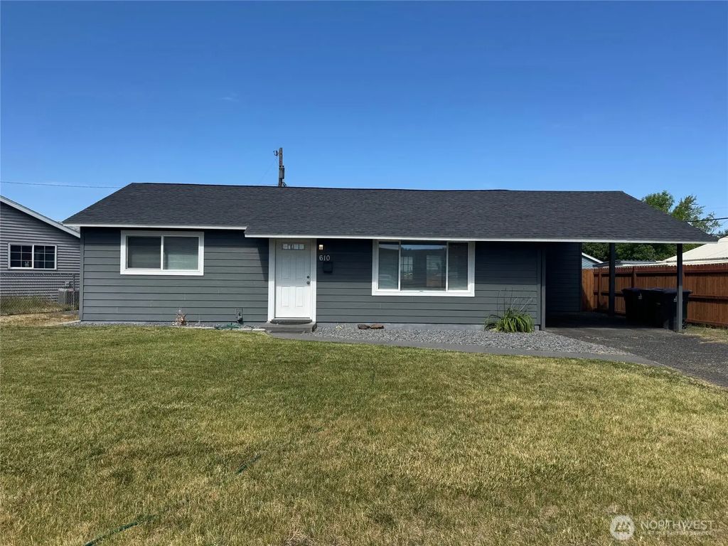 610 S Grand Drive, Moses Lake