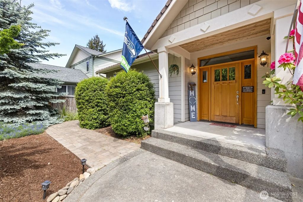 2201 W 16th Street, Port Angeles
