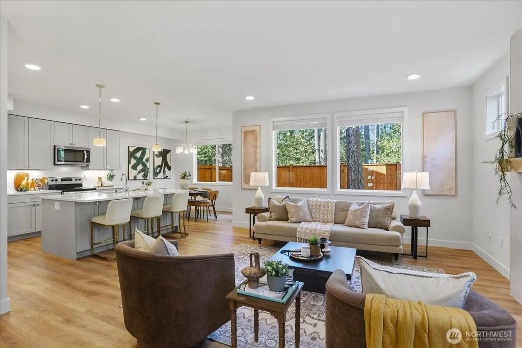 121 171st Place Sw B, Bothell