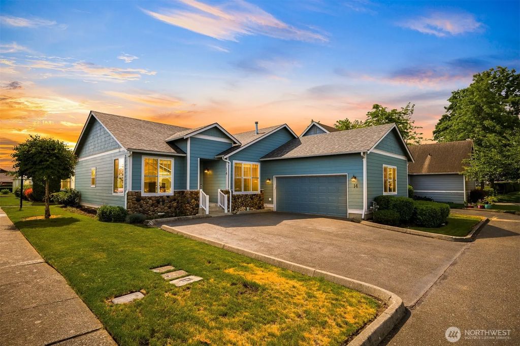 500 Fieldstone Loop 14, Lynden