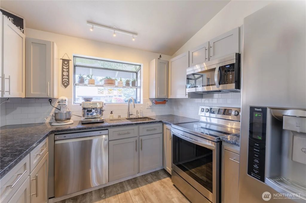 3435 Auburn Way S 30, Auburn