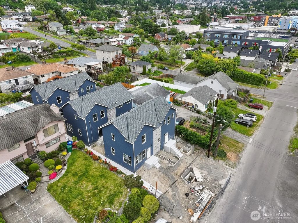 2317 22nd Avenue S, Seattle