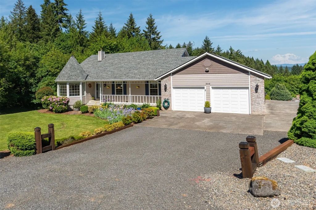 308 Brockway Road, Chehalis