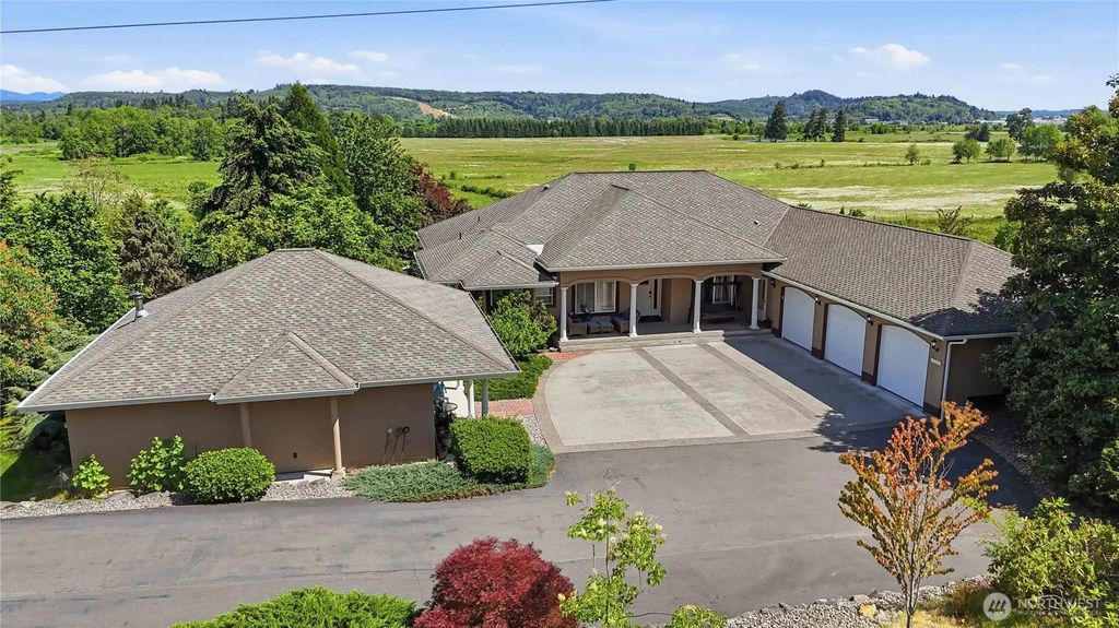 1507 S Scheuber Road, Centralia