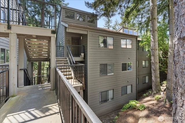 12517 Ne 23rd Place A3, Bellevue