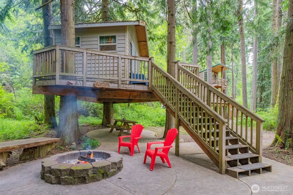 14121 Beaver Drive Se, Rainier