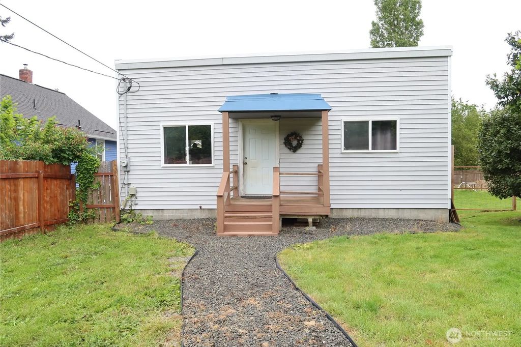 1405 Flower Avenue, Port Orchard