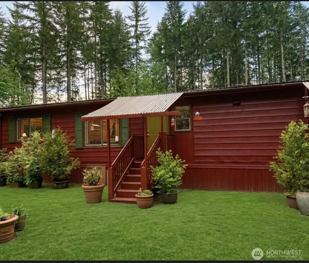 32711 36th Avenue E, Eatonville