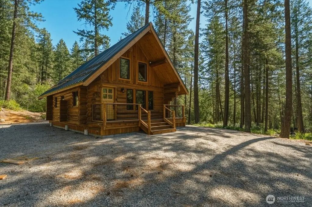 2350 First Creek Road, Chelan
