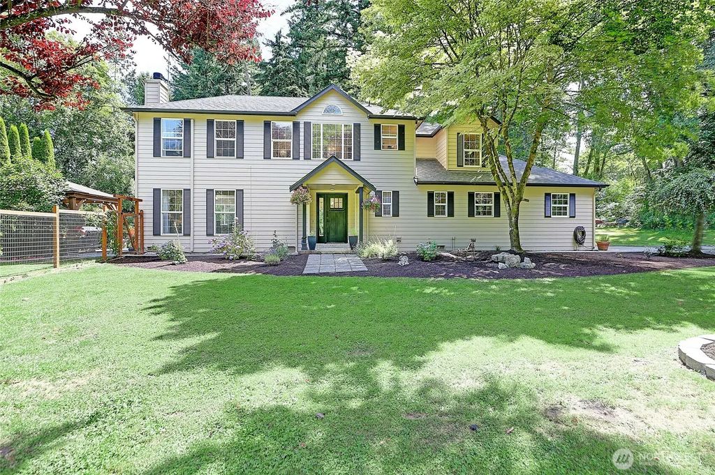 4433 Village Road, Stanwood
