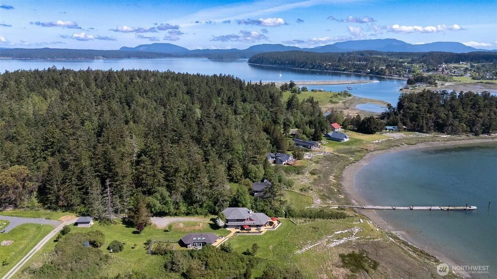2000 Bayshore Road, Lopez Island