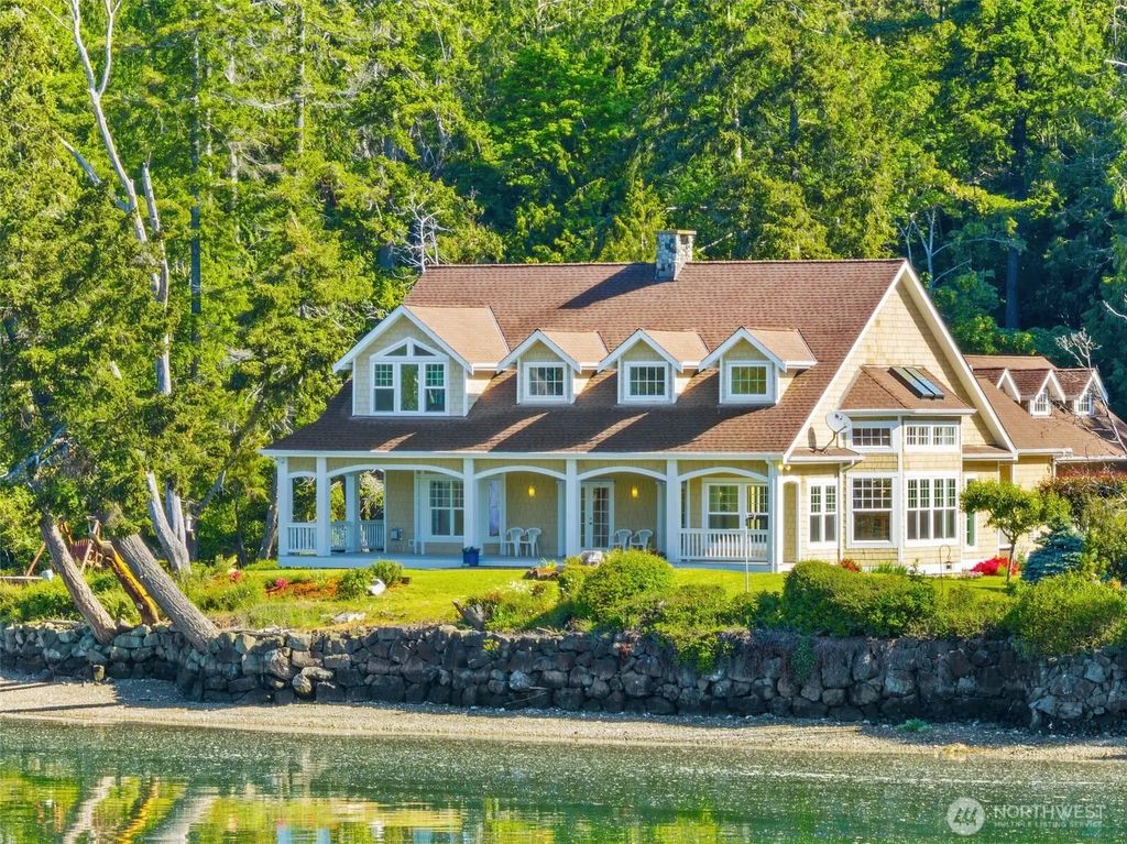1800 E South Island Drive, Shelton