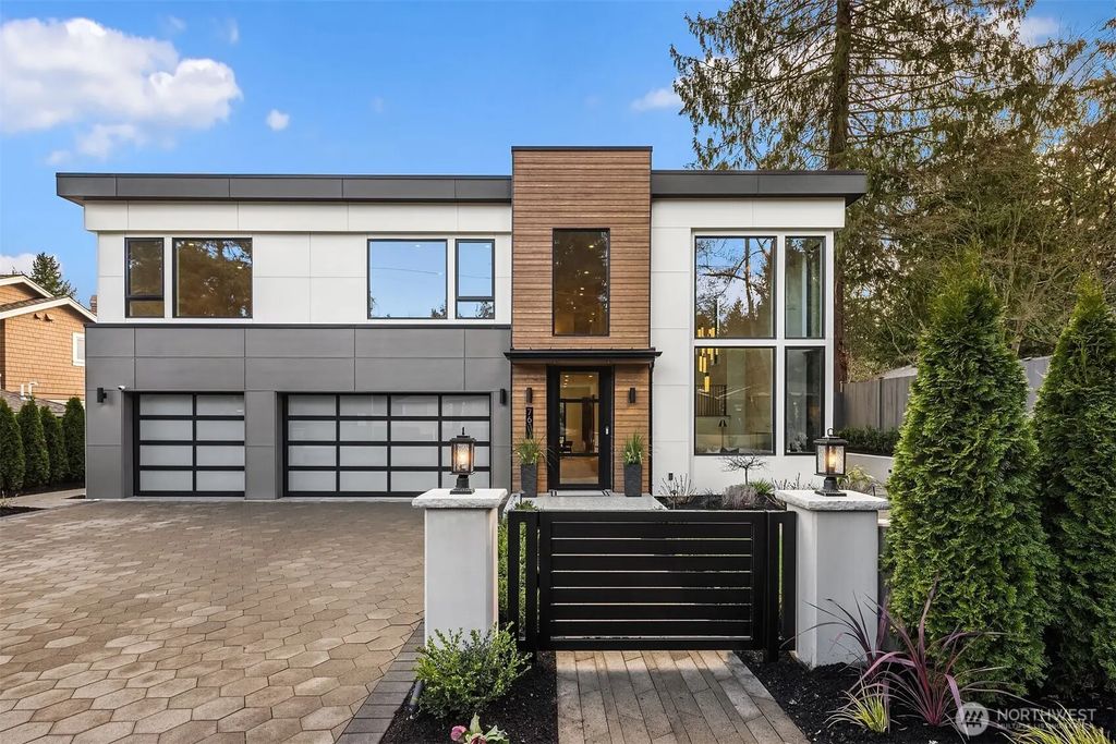 7611 Ne 12th Street, Medina