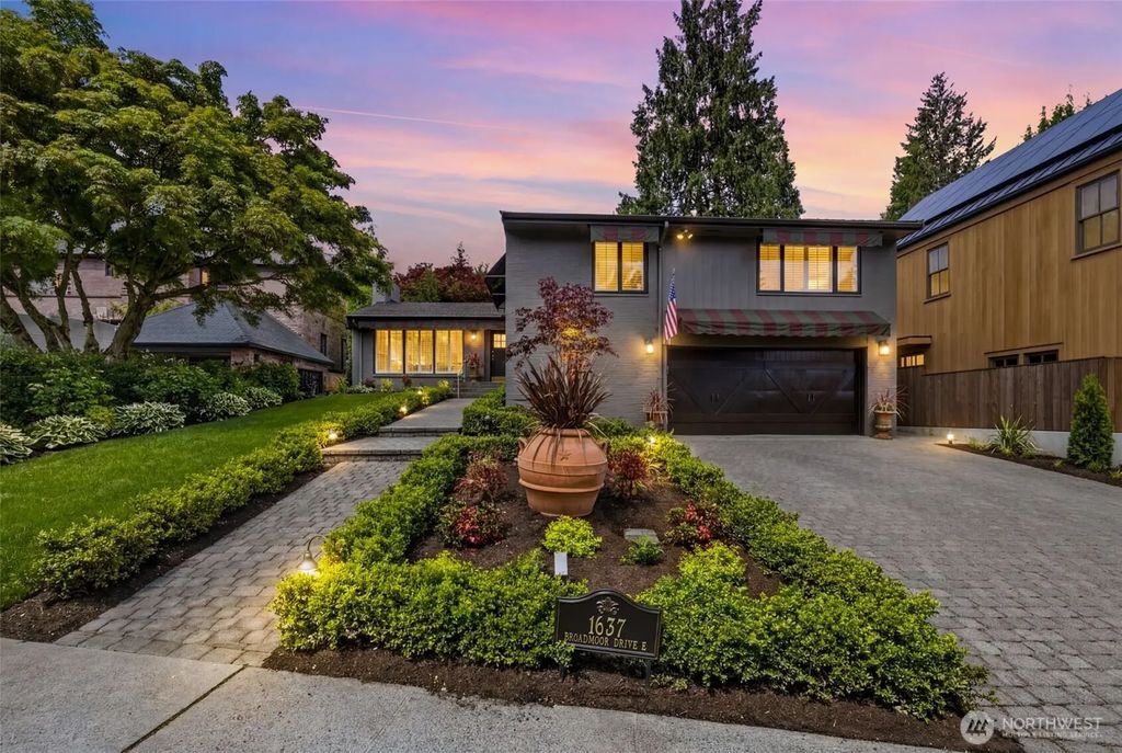 1637 Broadmoor Drive E, Seattle