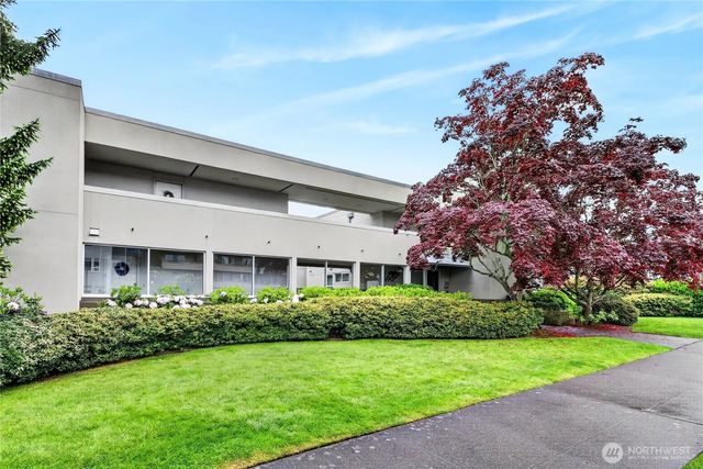 4457 44th Avenue Sw 101, Seattle