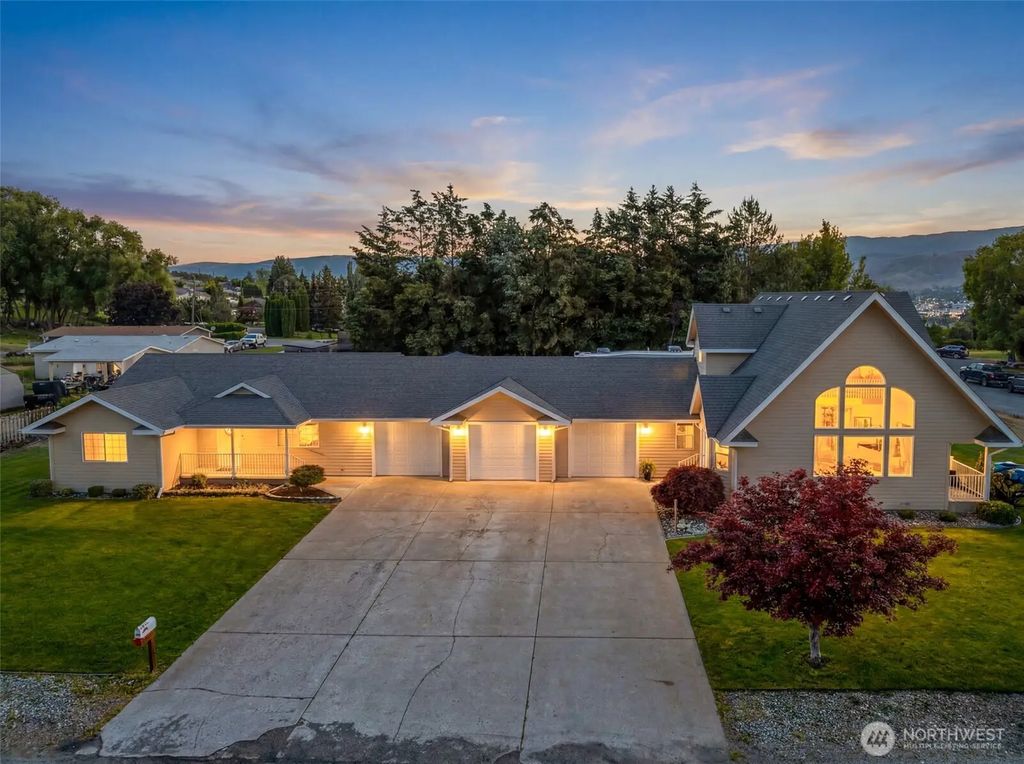 2509 Nw Boston Avenue, East Wenatchee