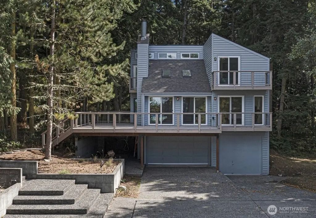 27 Dryad Place, Lopez Island
