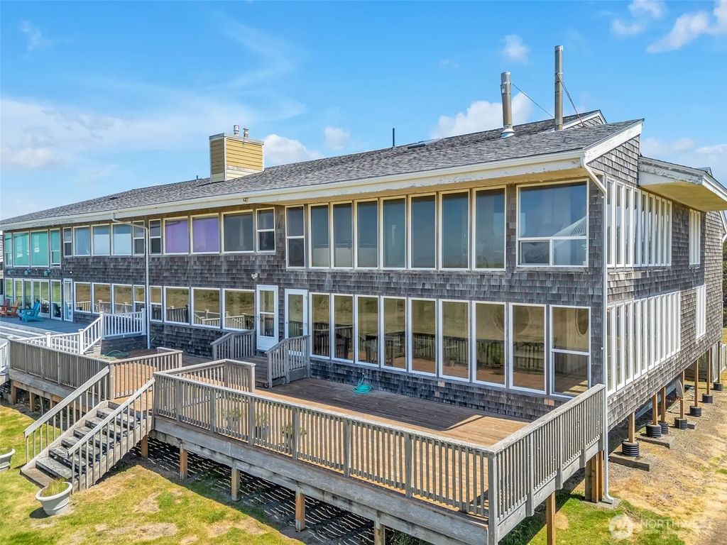 35601 G Street 1, Ocean Park