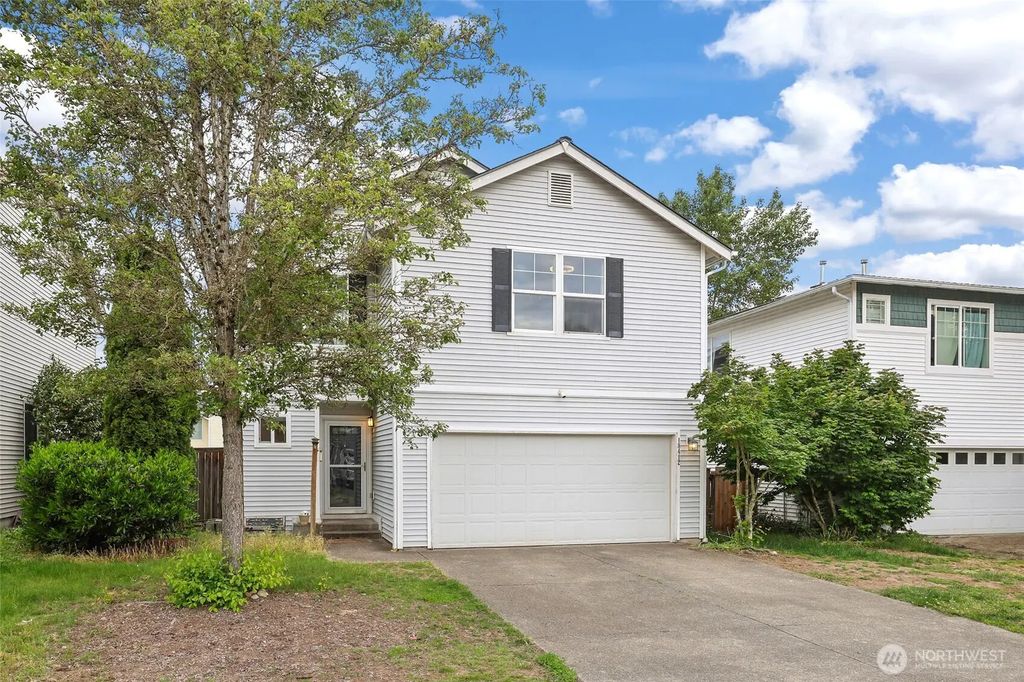 18412 95th Avenue Ct E, Puyallup