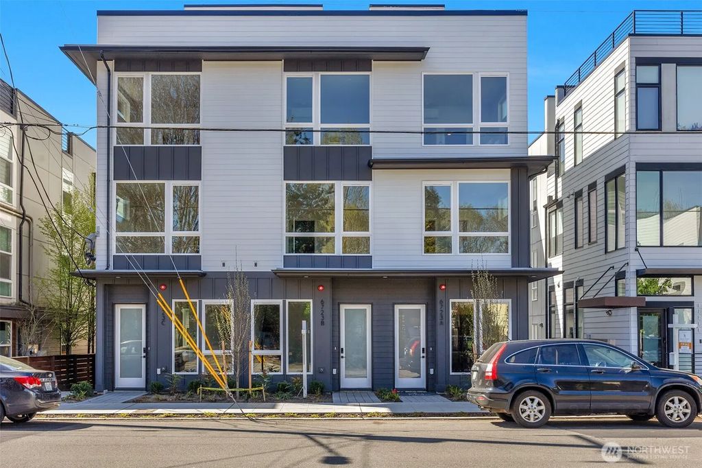 6722 Corson Avenue S B, Seattle