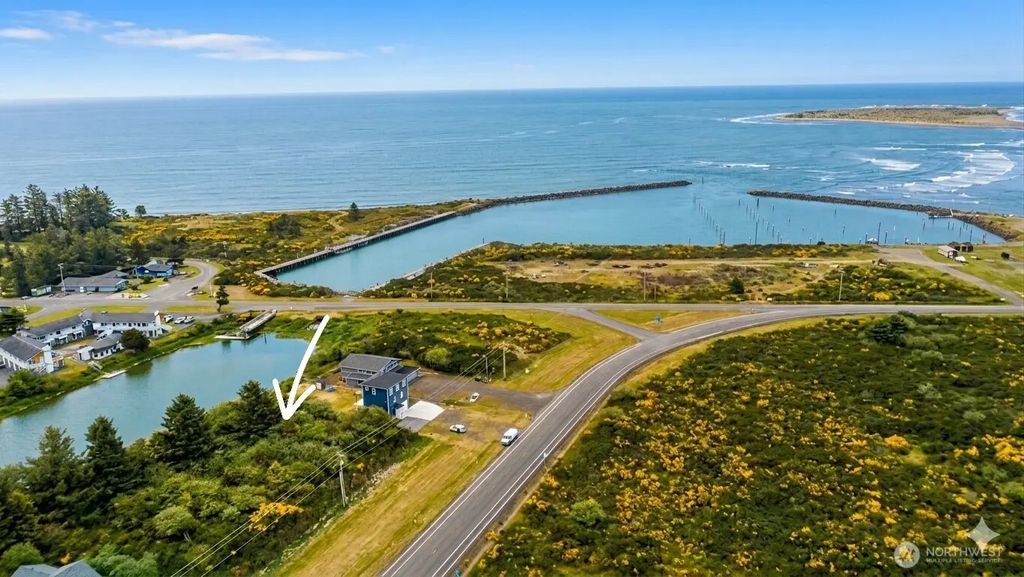 1032 Point Brown Avenue Se, Ocean Shores