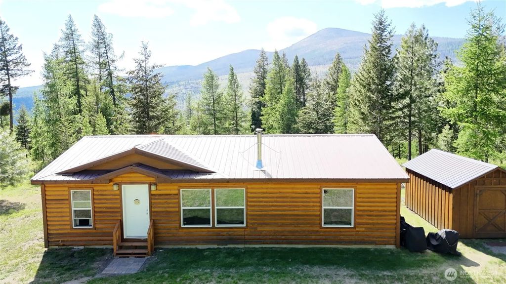 393 Summer Road, Tonasket