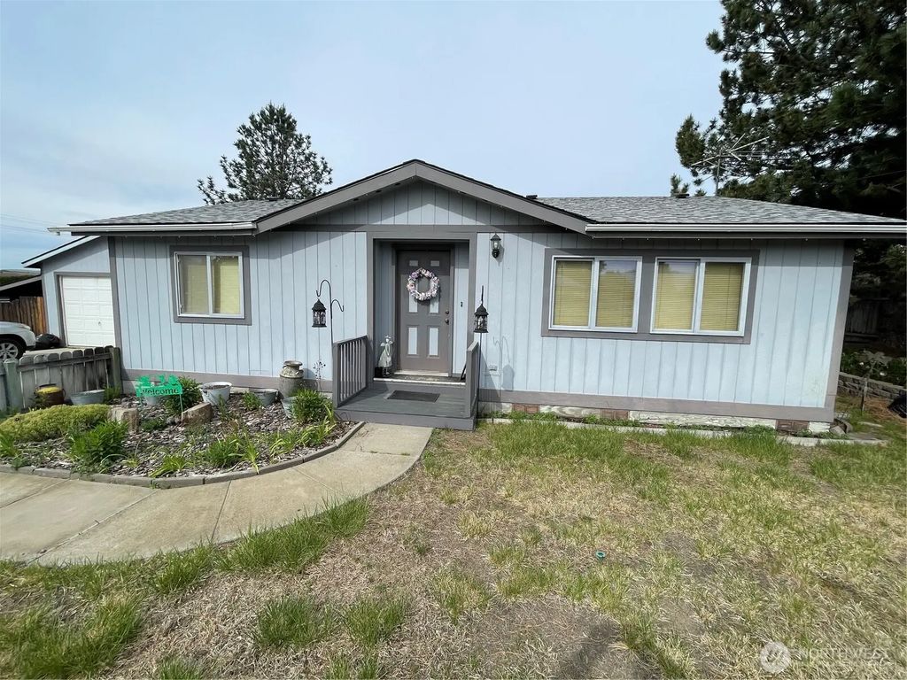 3 Sand Flat Rd, Omak