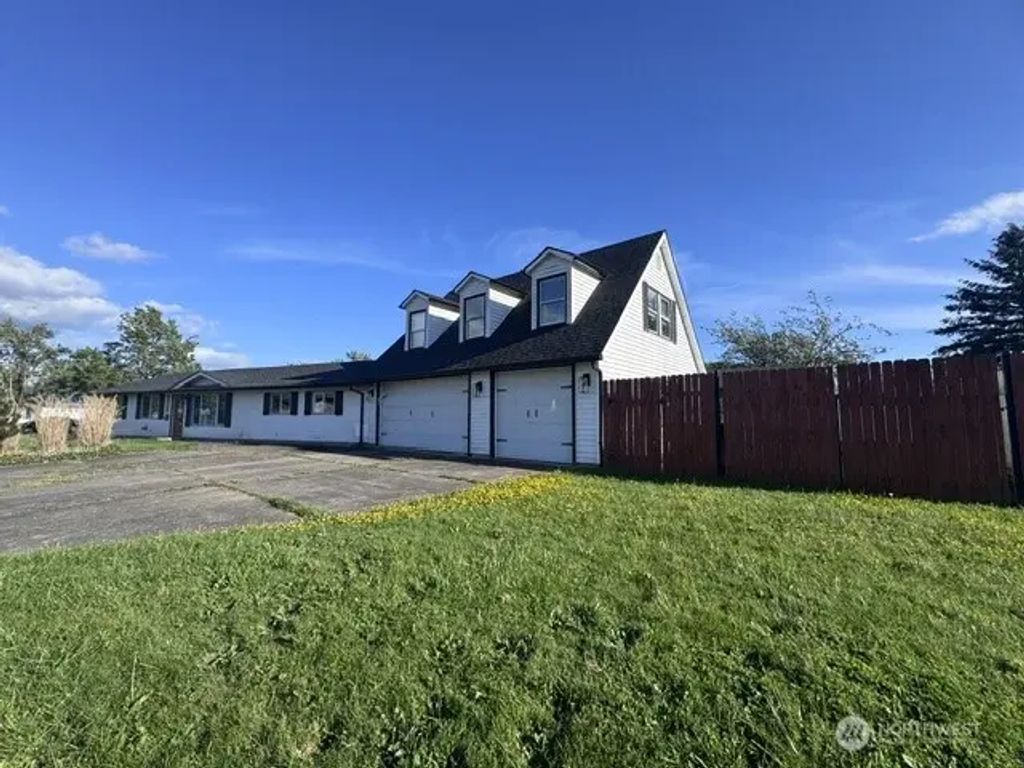 3215 Williams Avenue, Longview