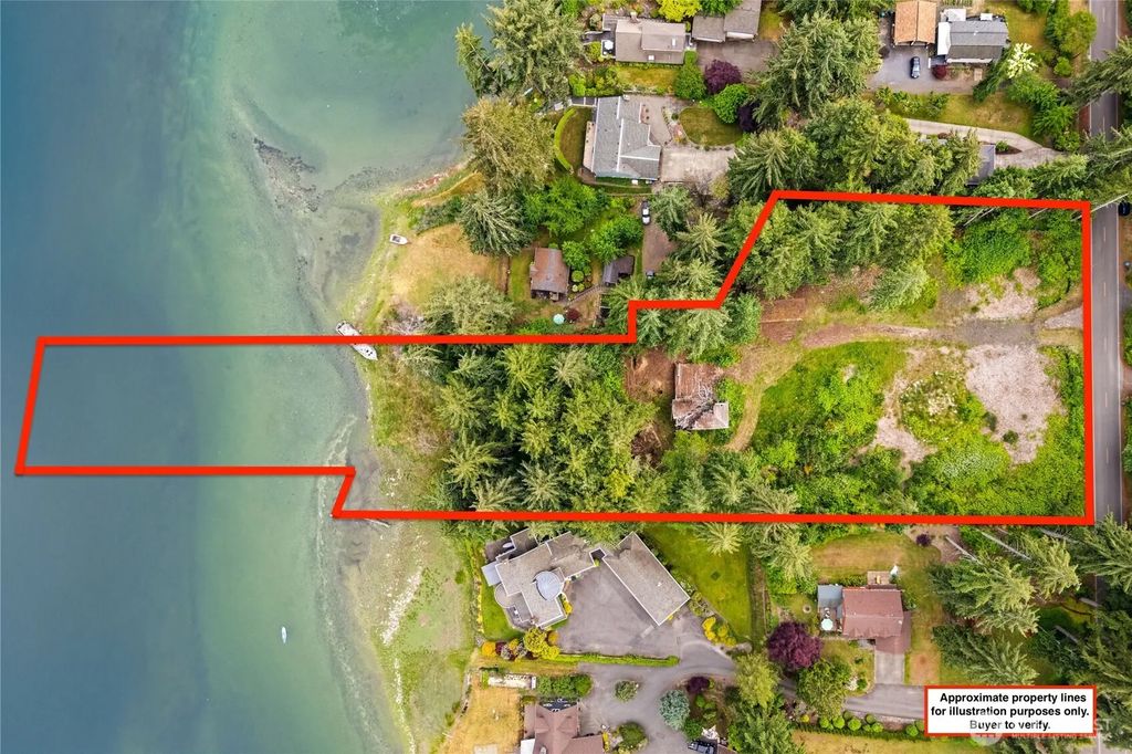 2774 Marine Drive, Bremerton