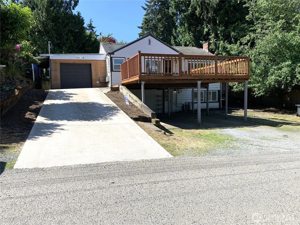 2315 S 116th Place, Seattle