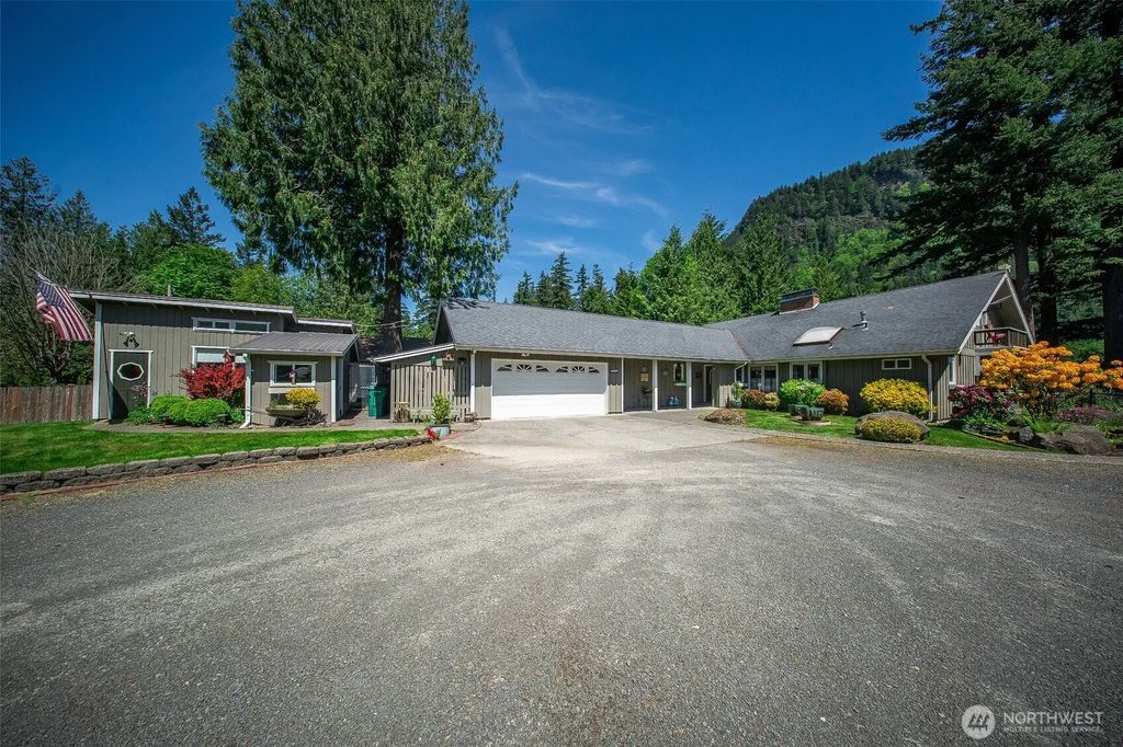 37418 W Lake Walker Drive Se, Enumclaw