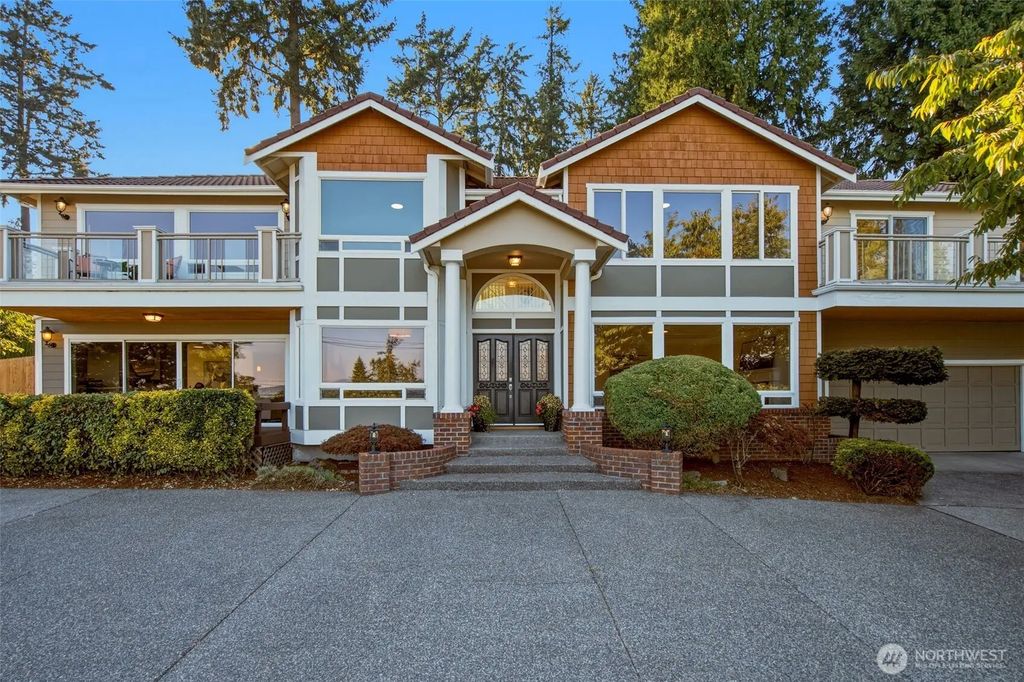 8338 Ne Juanita Drive, Kirkland
