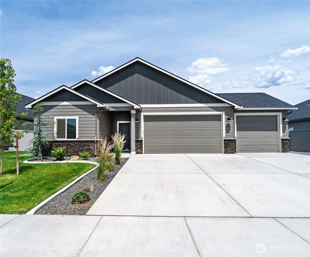 231 Schrute Road, Prosser