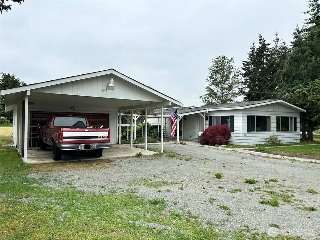 791 W Elliott Court, Sequim
