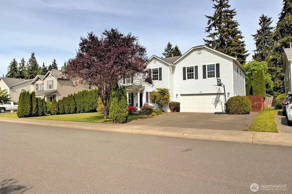 14321 108th Avenue E, Puyallup