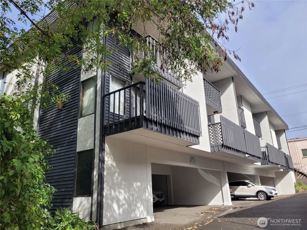 216 Sw 154th Street 3, Burien