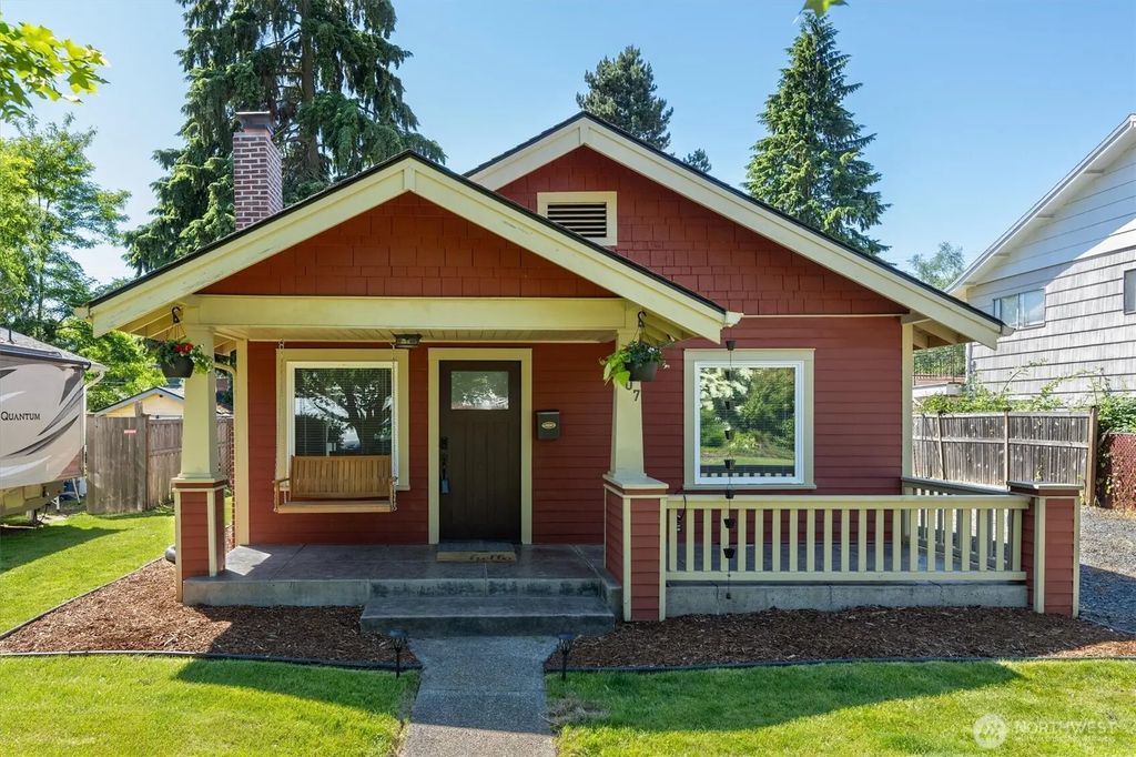 807 S Pearl Street, Centralia