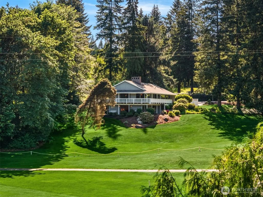11186 Blue Pond Place Ne, Bainbridge Island