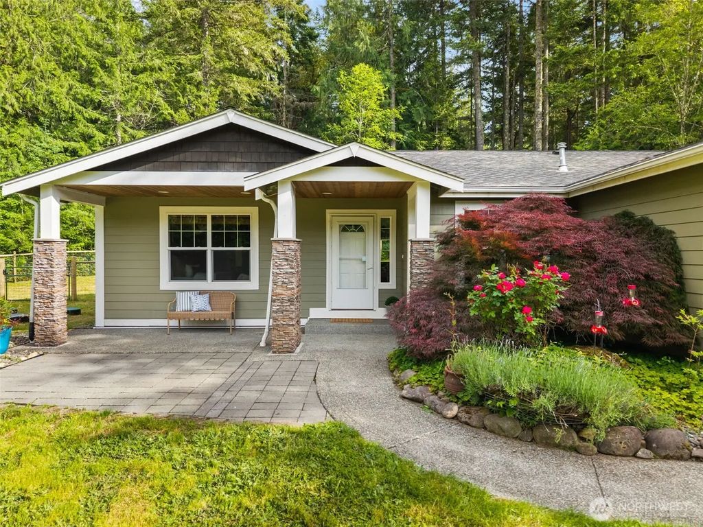 9818 138th Avenue Nw, Gig Harbor