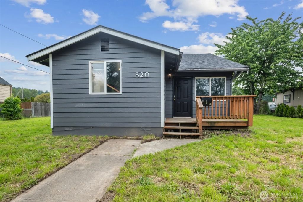 820 N 1st Avenue, Kelso