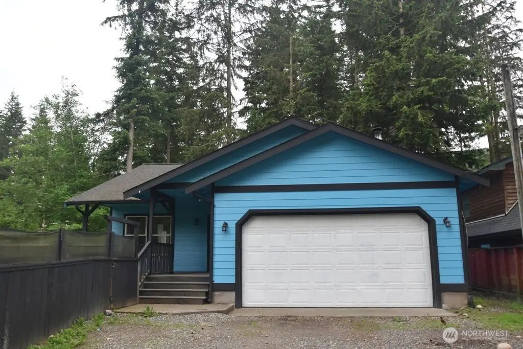 6165 Ash Place, Maple Falls
