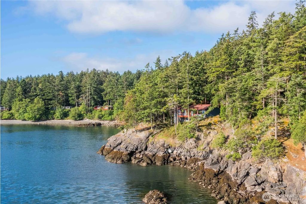 755 Ferry Road, Lopez Island