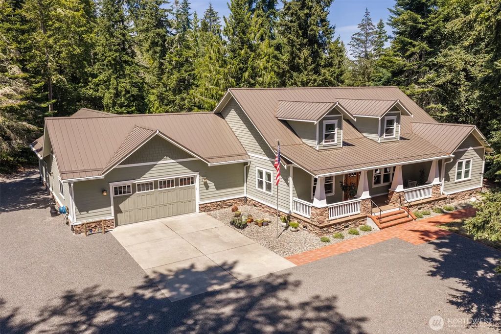 953 Henry Boyd Road, Port Angeles