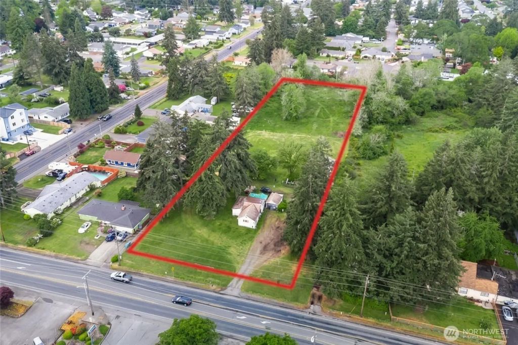 13706 C Street S, Tacoma