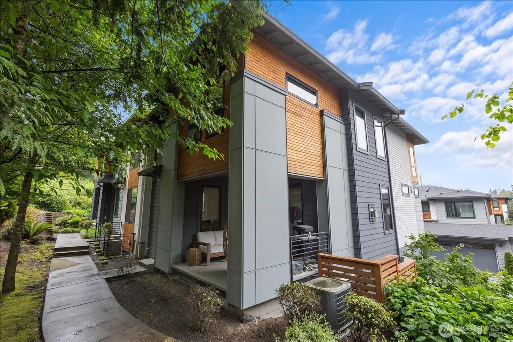12873 Se 75th Road, Newcastle