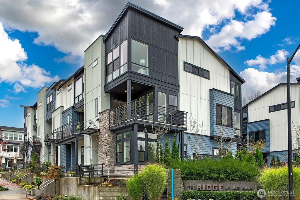 14002 3rd Avenue Ne 105, Duvall