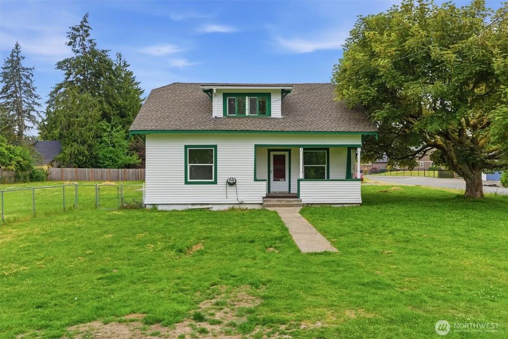 10302 40th Avenue E, Tacoma