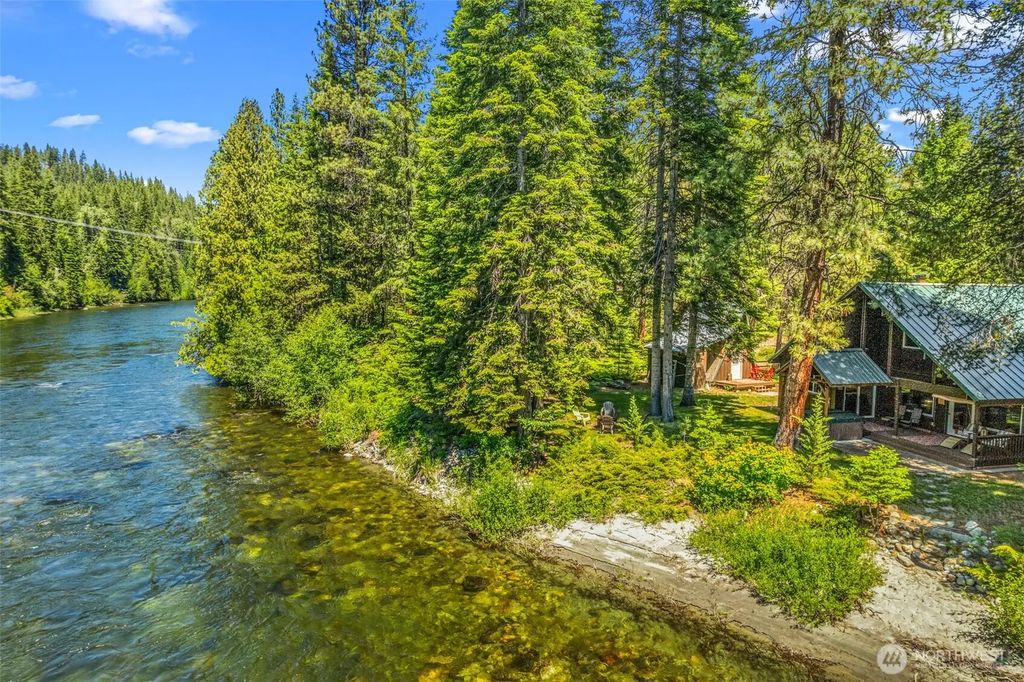 12473 W Shugart Flats Road, Leavenworth