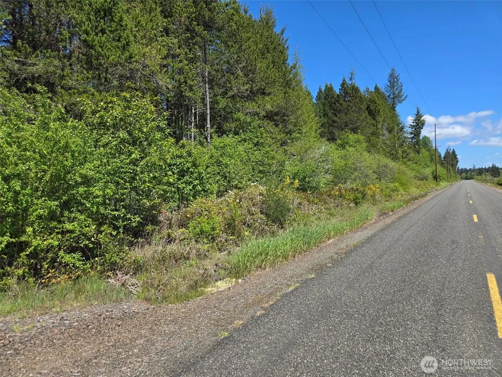 256 Walker Road, Hoquiam